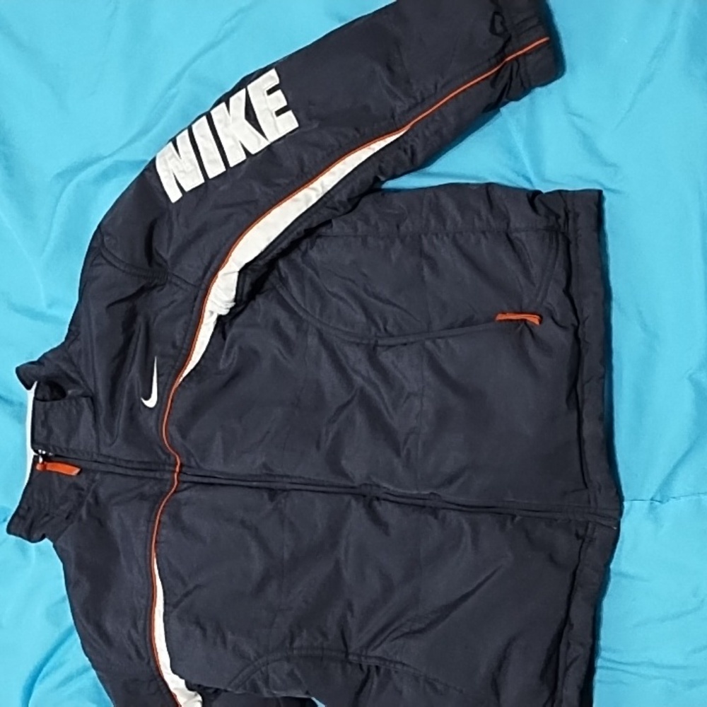 Nike full zip reversible warm jacket. Boys M (10-12)